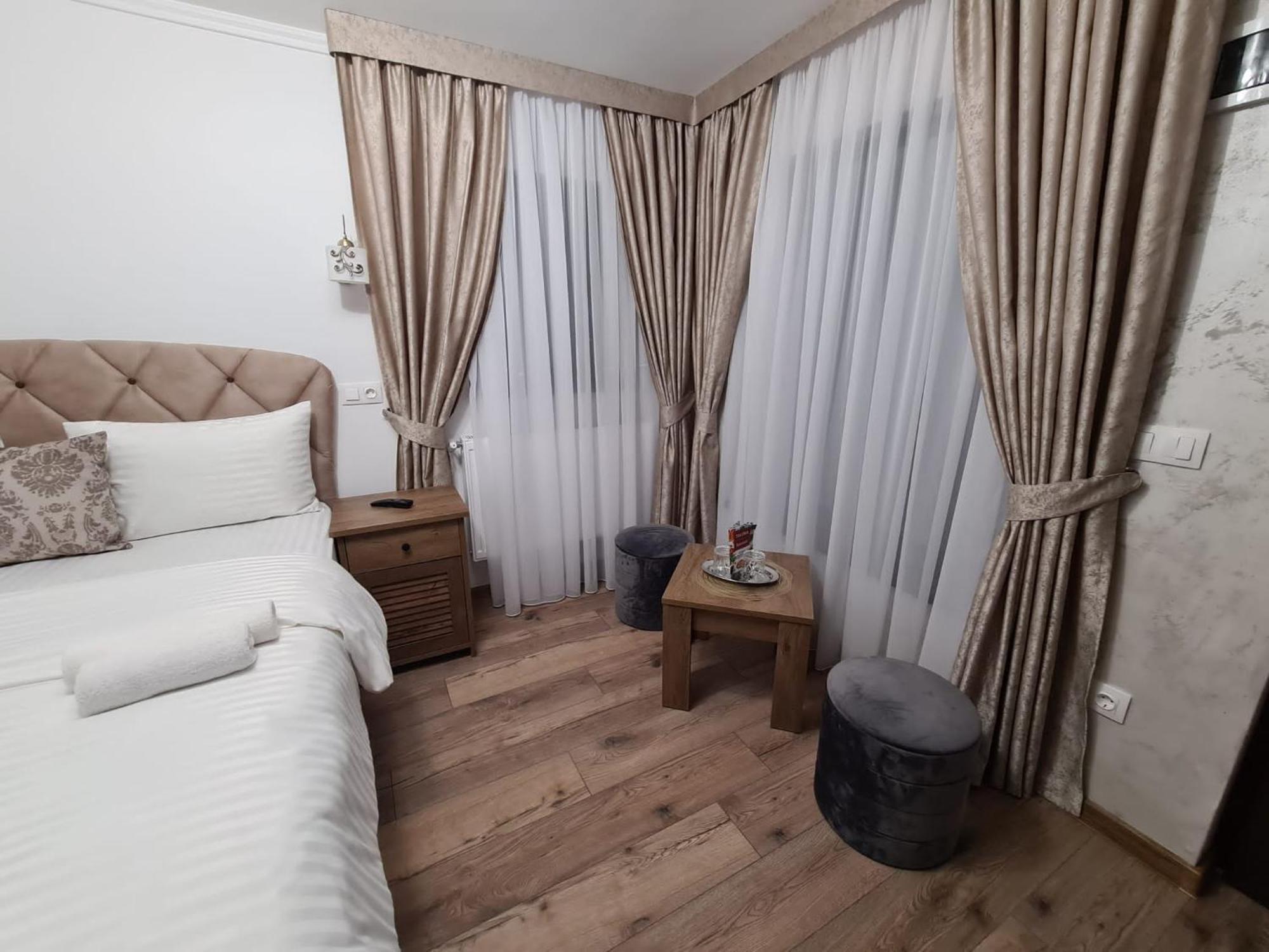 Bella Vista Bungalow Turda Quarto foto